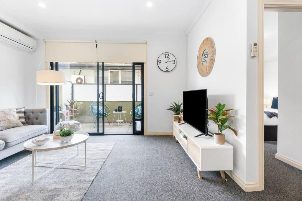 Апартаменты Cozy 1 Bedder In St Kilda With Balcony Мельбурн Экстерьер фото