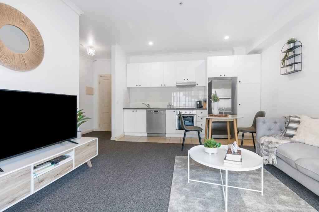 Апартаменты Cozy 1 Bedder In St Kilda With Balcony Мельбурн Экстерьер фото