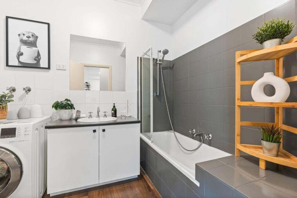Апартаменты Cozy 1 Bedder In St Kilda With Balcony Мельбурн Экстерьер фото